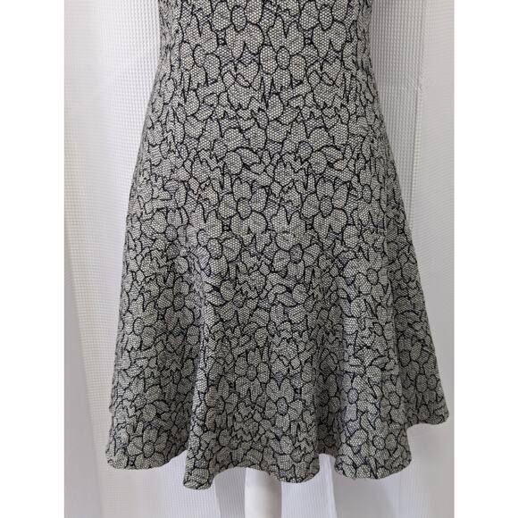 NANETTE LEPORE! FLOWER QUILTED, TEXTURED SWING SKIRTED DRESS, BLACK, CREAM! SZ 6 - Picture 5 of 9